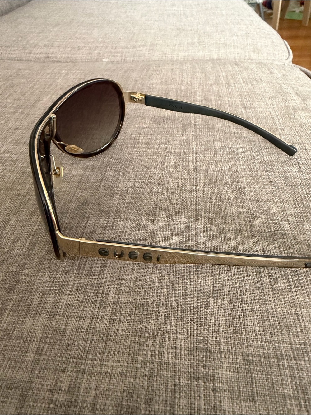 Gucci Women's Tortoiseshell Shield Sunglasses with Dark Brown Lenses - Picture 5 of 12